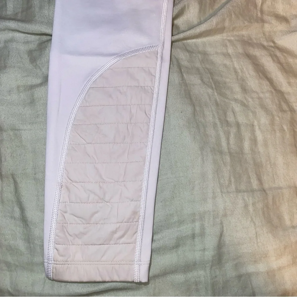 ATHLETA PEAK HYBRID FLEECE TIGHT WITH QUILTED PANELING SUPER SOFT ATHLETIC WEAR - Picture 11 of 14